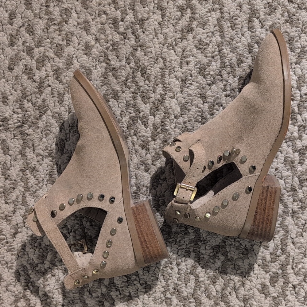 Carlos Ankle Boots